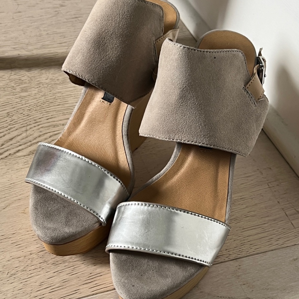 Kensie Devora Wedges